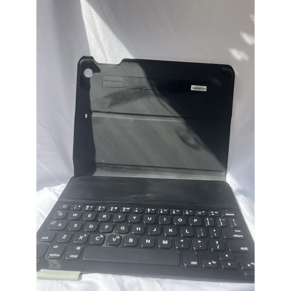 Logitech ultrathin keyboard